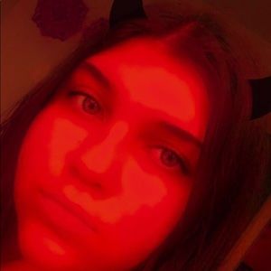 Meet your Posher, Abbey